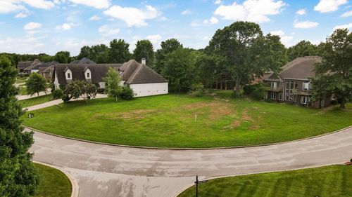 8302 Rolling Hills Dr, Nixa, MO, 65714-7393 | Card Image