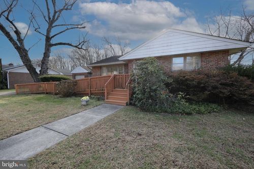 1111 Bedford Ave, CHERRY HILL, NJ, 08002-2607 | Card Image