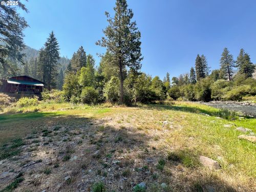 59654 River Canyon Rd, Imnaha, OR, 97842-8106 | Card Image