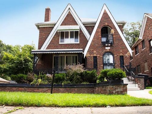 17614 Roselawn St, Detroit, MI, 48221-4512 | Card Image