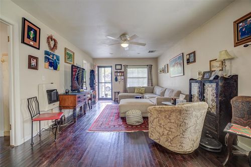913 E Comanche St, Norman, OK, 73071-5247 | Card Image