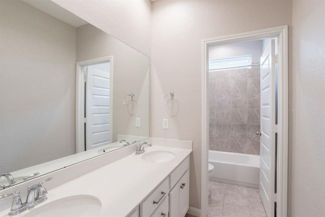 9917 Brickhouse Dr, House other with 3 bedrooms, 3 bathrooms and 2 parking in Houston TX | Image 31