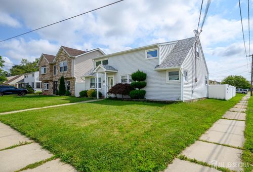 98 Daniel St, Carteret, NJ, 07008-2042 | Card Image