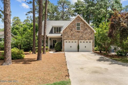 435 E Ohio Ave, Southern Pines, NC, 28387-5005 | Card Image