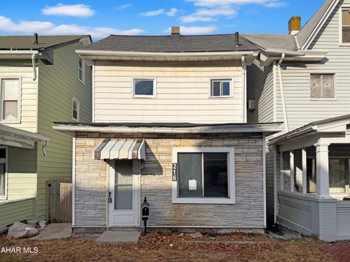 216 2nd Ave, Altoona, PA, 16602-3940 | Card Image