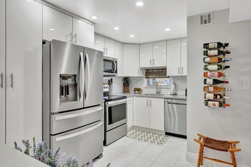 104-700 S Hollybrook Dr, Pembroke Pines, FL, 33025-4046 | Card Image