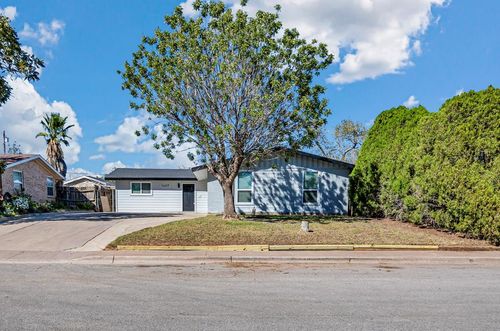 1607 Butternut Ln, Midland, TX, 79705-7853 | Card Image