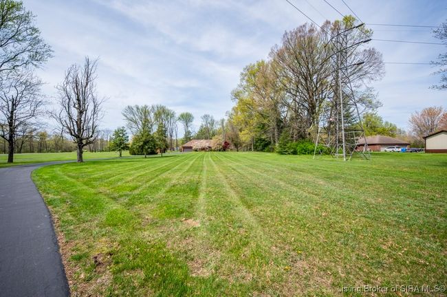 730 S Gardner St, Home with 3 bedrooms, 2 bathrooms and null parking in Scottsburg IN | Image 56