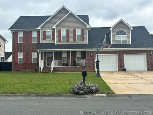 8225 Hurrican Ln, Fayetteville, NC, 28314-6111 | Card Image