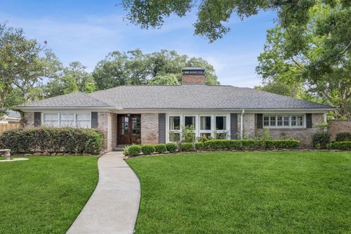 5659 Chevy Chase Dr, Houston, TX, 77056-4004 | Card Image