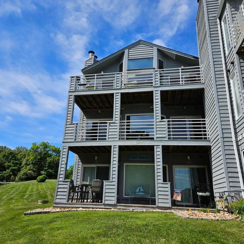 a-2-94 Waterside Cir, Moneta, VA, 24121-2203 | Card Image