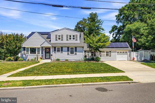 411 W Cedar Ave, OAKLYN, NJ, 08107-2407 | Card Image