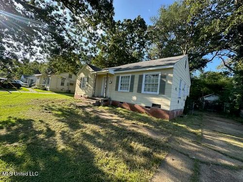 1034 Dorgan St, Jackson, MS, 39204-5213 | Card Image