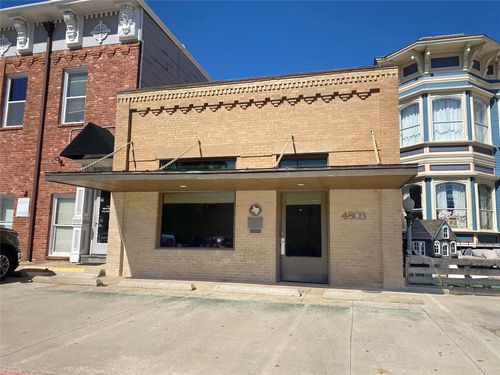 4803 Broadway St, Addison, TX, 75001-4628 | Card Image