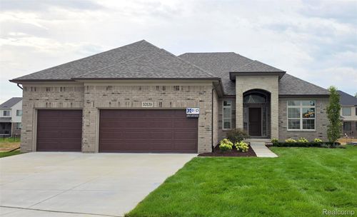 50539 Mistwood Dr, Macomb, MI, 48042-4441 | Card Image