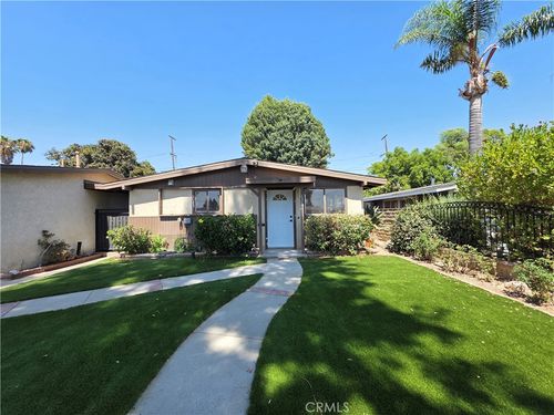 13030 Bradwell Ave, Sylmar, CA, 91342-3801 | Card Image