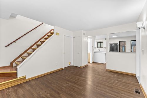 1957 Nicholas Ct, Warren, MI, 48092-2173 | Card Image