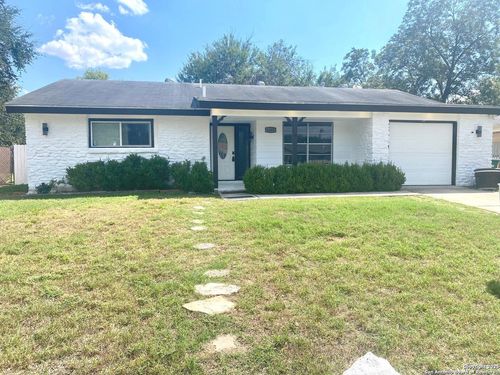 5142 Village Ct, San Antonio, TX, 78218-3807 | Card Image