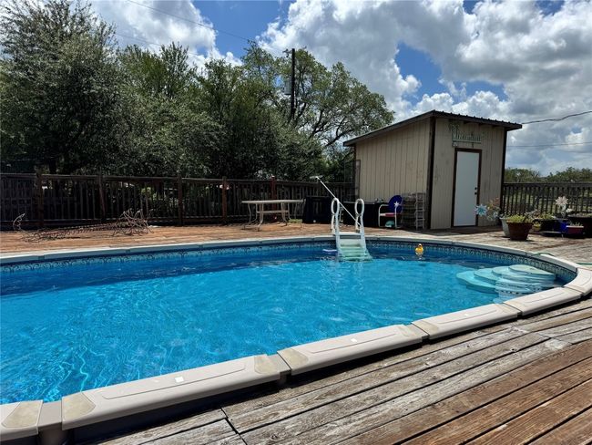 View of swimming pool | Image 4