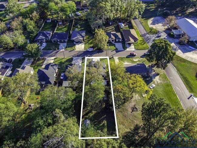 803 E 9 Th St, House other with 3 bedrooms, 2 bathrooms and null parking in Mt Pleasant TX | Image 25