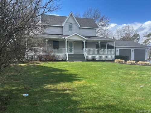 2052 S Dye Rd, Flint, MI, 48532-4122 | Card Image