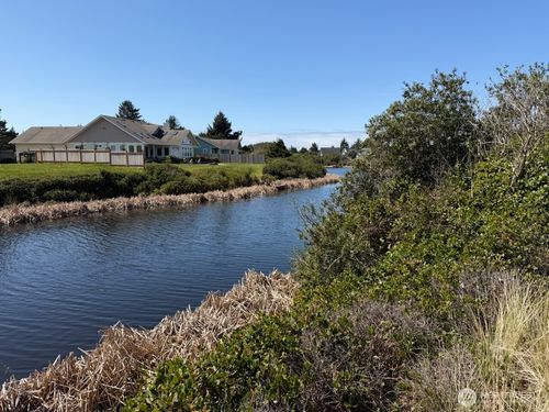 191 N Razor Clam Drive Sw, Ocean Shores, WA, 98569 | Card Image