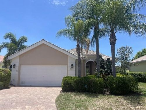 11818 Fiore Ln, SARASOTA, FL, 34238-2890 | Card Image