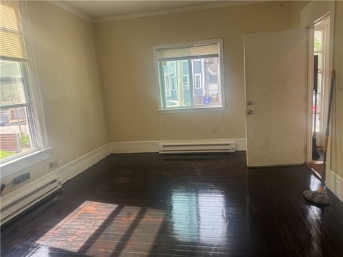 25 Wesleyan Ave, Providence, RI, 02907-1238 | Card Image