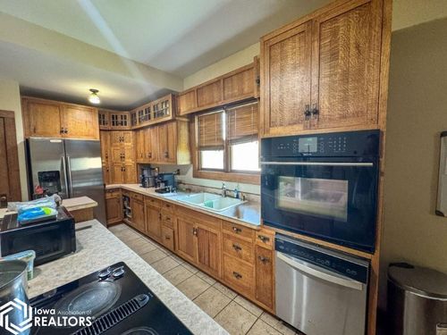 602 Central Avenue E, Hampton, IA, 50441 | Card Image