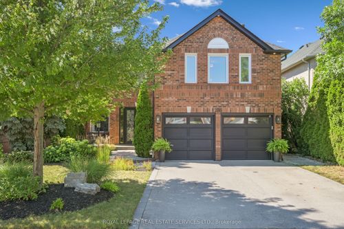 286 Northwood Dr, Oakville, ON, L6M1M7 | Card Image