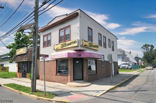 511 W Westfield Ave, Roselle Park, NJ, 07204-1848 | Card Image