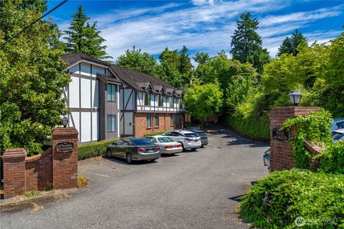 405 E Titus St, Kent, WA, 98030-5903 | Card Image