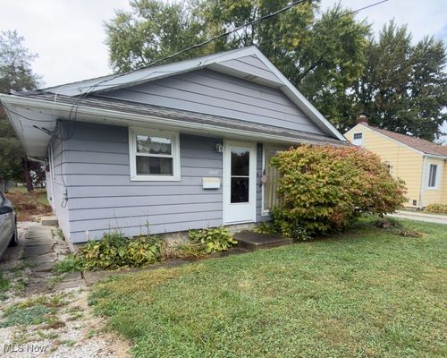 1224 E 351st St, Eastlake, OH, 44095-3037 | Card Image