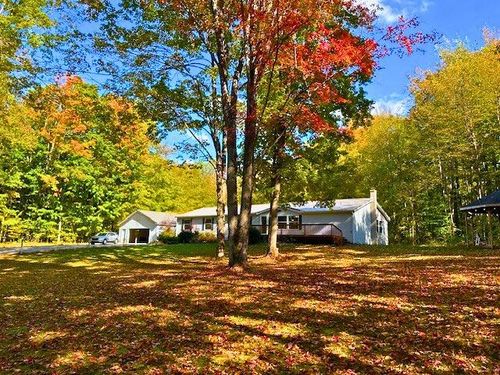 4607 Del Mason Rd, Bellaire, MI, 49615-9038 | Card Image