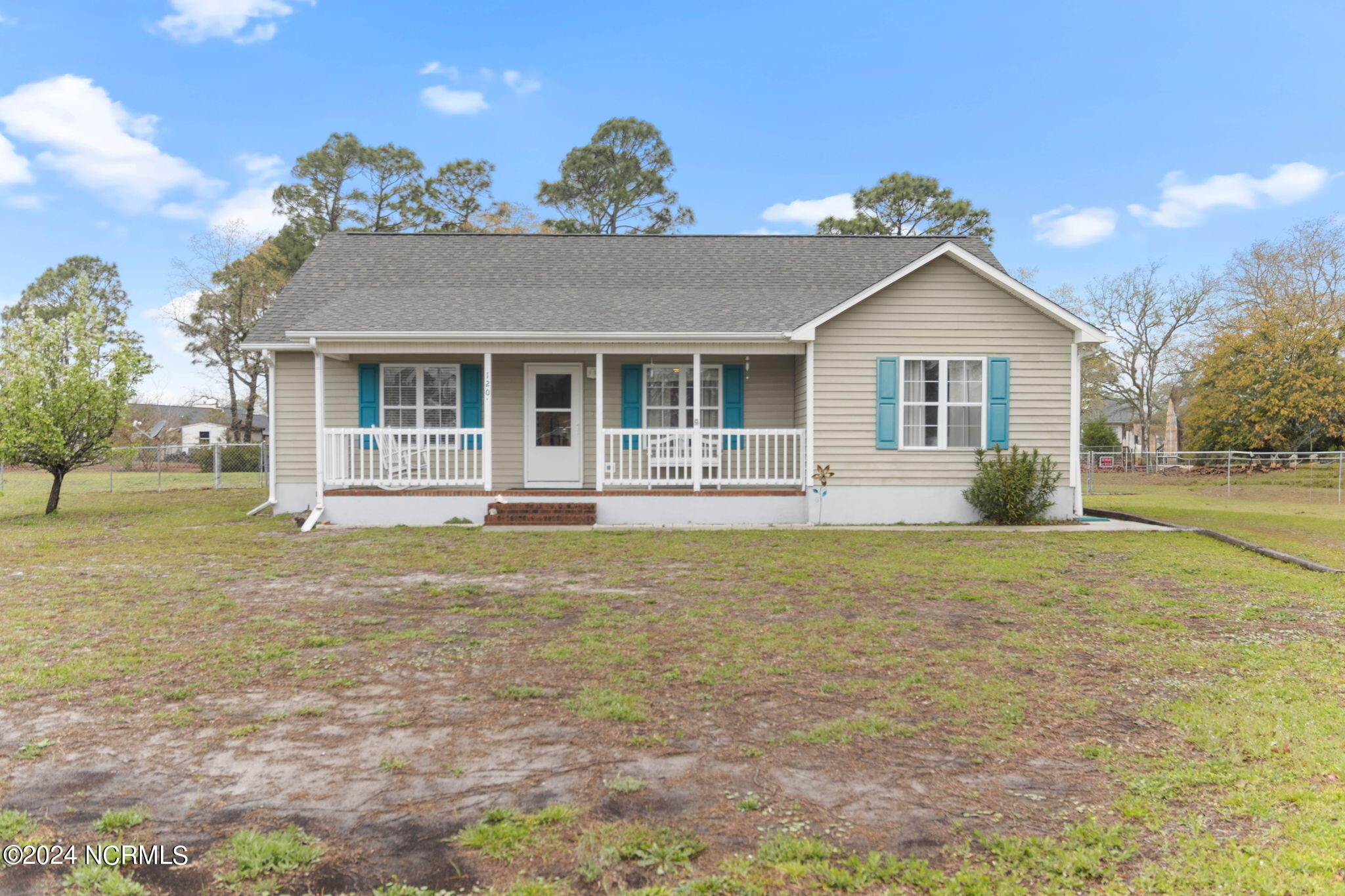 Gum Cir, Newport, NC 28570