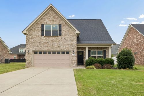 606 Golden Eagle Ct, Eagleville, TN, 37060-1405 | Card Image