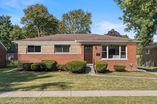 23805 Raven Ave, Eastpointe, MI, 48021-3447 | Card Image