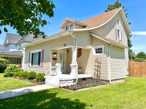 538 W Washington St, Winchester, IN, 47394-1511 | Card Image