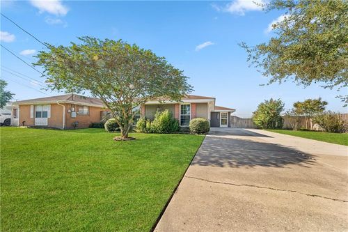 108 Rho St, Belle Chasse, LA, 70037-1416 | Card Image