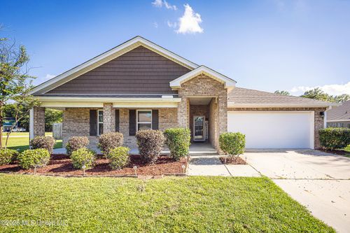 9125 Bellewood Dr, Biloxi, MS, 39532-7734 | Card Image