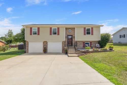 105 Bowen Dr, Lawrenceburg, KY, 40342-1079 | Card Image