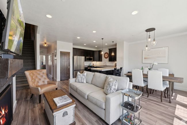 1339 Fiddich Glen Ln, Condo with 3 bedrooms, 4 bathrooms and 2 parking in Snyderville UT | Image 8