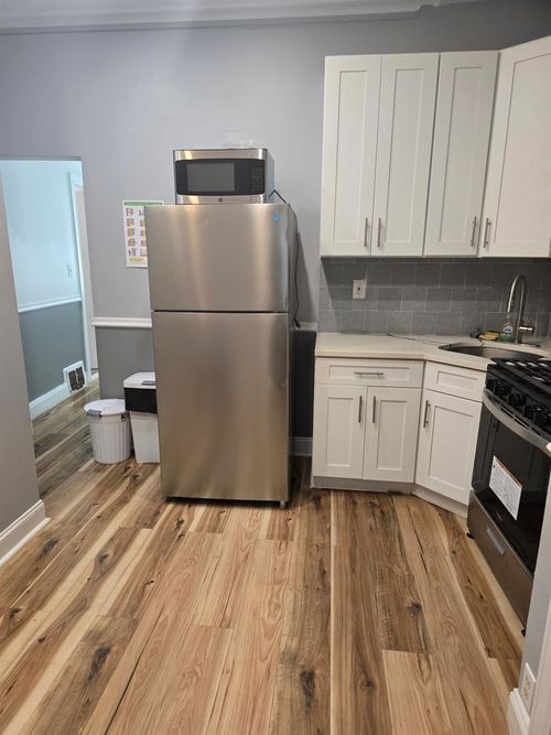 430 S 4th Ave, Mount Vernon, NY, 10550-4402 | Card Image