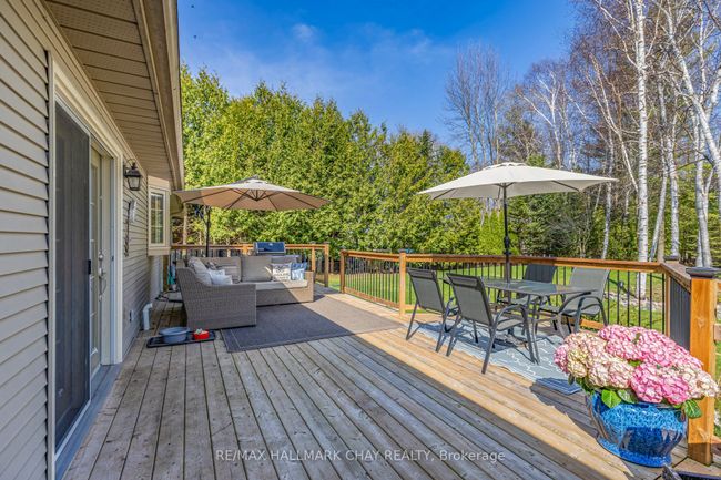 8 Penny Lane, House other with 3 bedrooms, 2 bathrooms and 6 parking in Wasaga Beach ON | Image 30