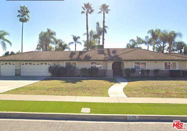 Daphne Ave, Sacramento, CA 95864