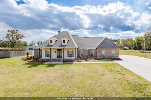 9527 Burnside Rd, Bueche, LA, 70729-2618 | Card Image