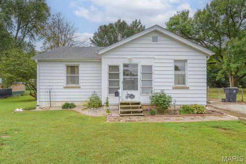 518 S 18th St, Belleville, IL, 62226-7425 | Card Image