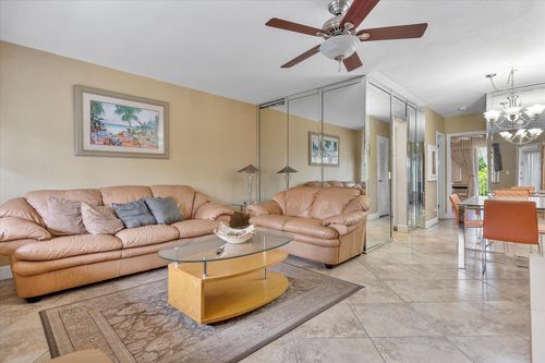 18-500 Layne Blvd, Hallandale Beach, FL, 33009-6577 | Card Image
