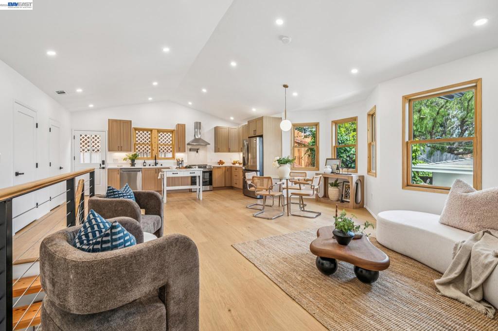 Residential in Oakland 4