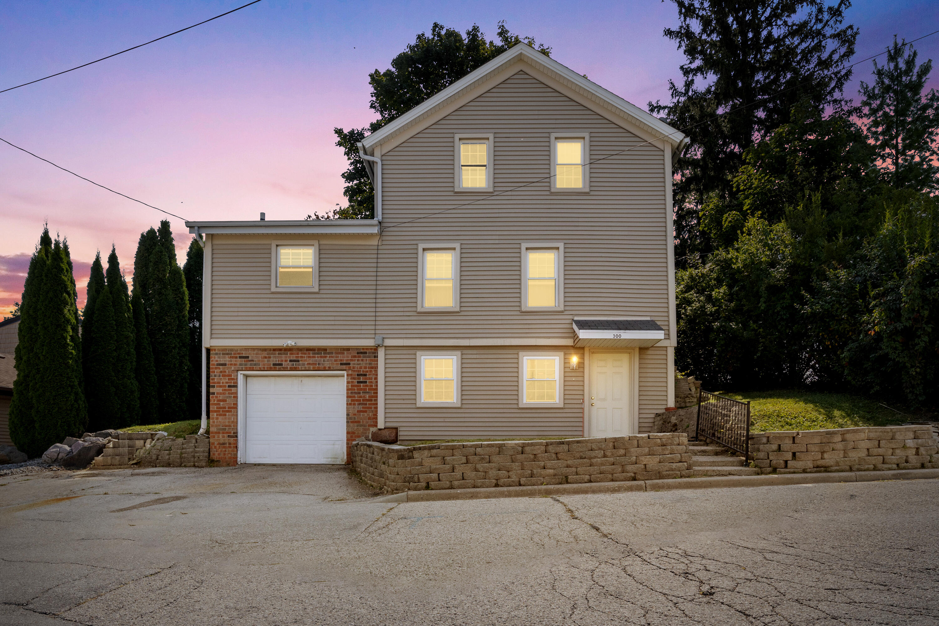 Elm St, Slinger, WI 53086